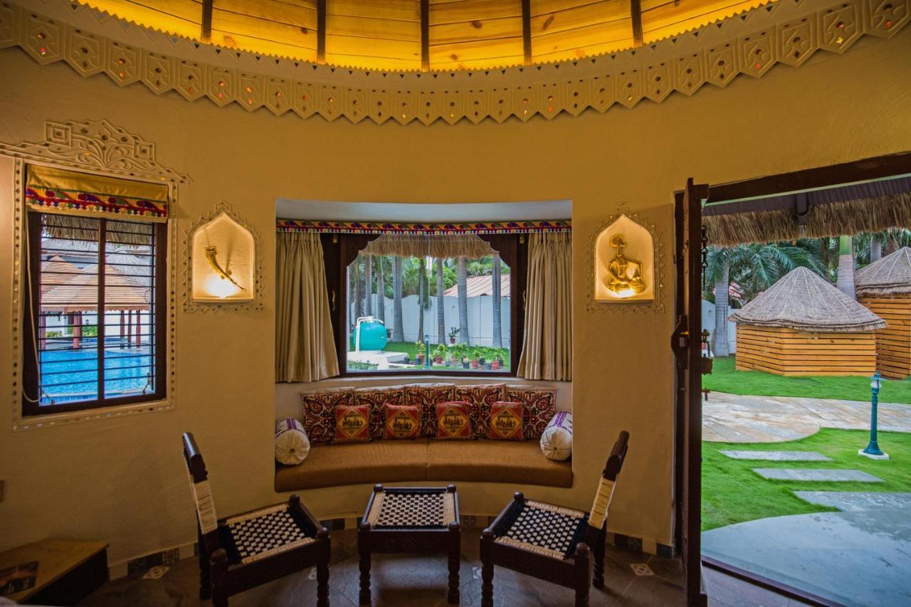 Nirali Resorts Rajkot Luaran gambar