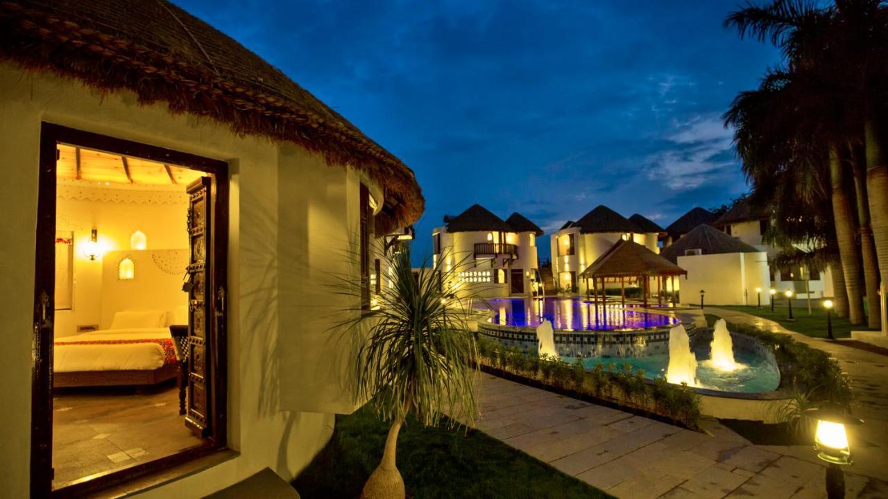 Nirali Resorts Rajkot Luaran gambar