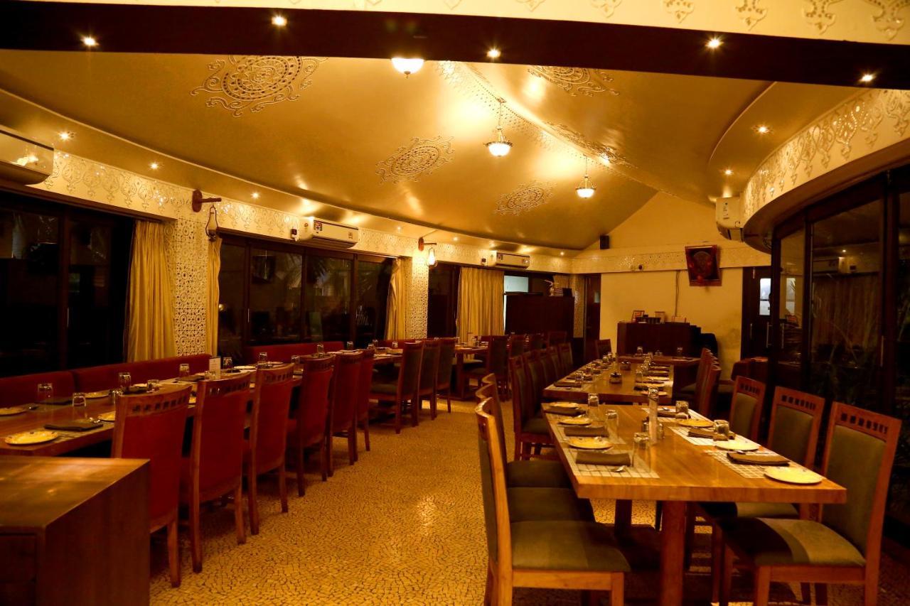 Nirali Resorts Rajkot Luaran gambar