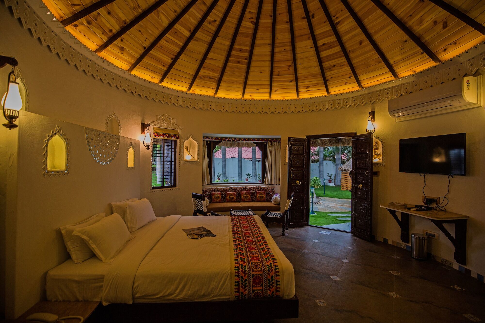 Nirali Resorts Rajkot Luaran gambar